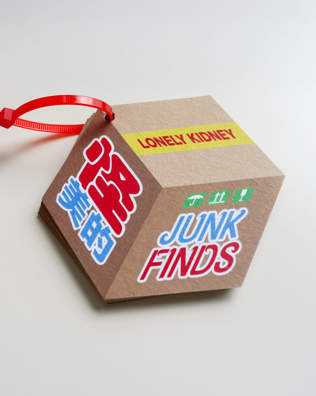 怪美的 JUNK FINDS | Zine